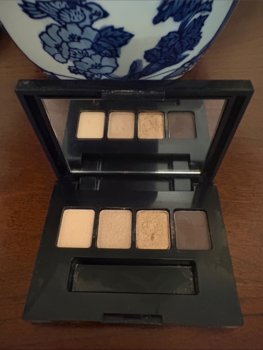 Estee Lauder Neutral Eyeshadow Quartet — Cream, Champagne, Gold, Brown